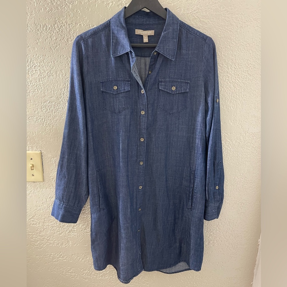 Banana Republic Blue Long Sleeve Dress‎